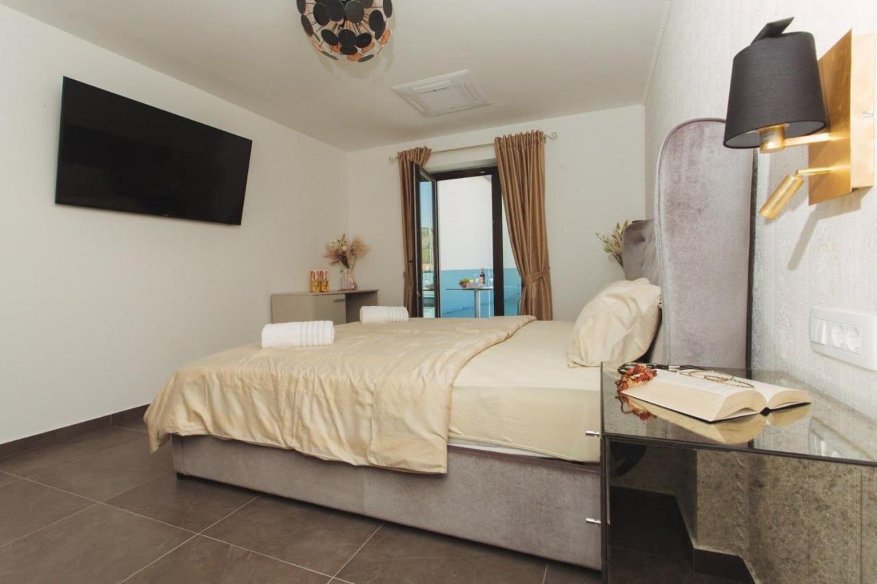 Azzurro Luxury Rooms Trogir Exterior foto