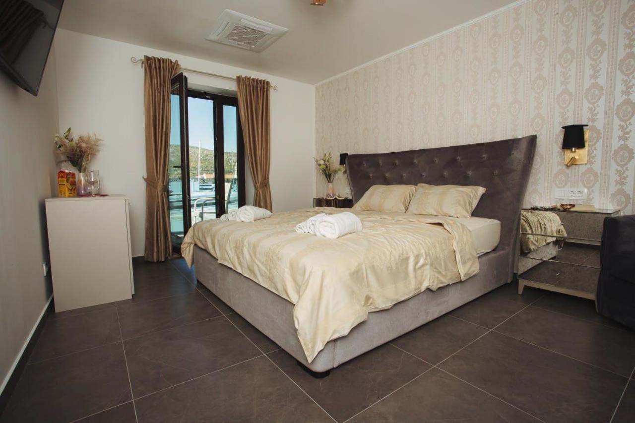 Azzurro Luxury Rooms Trogir Exterior foto